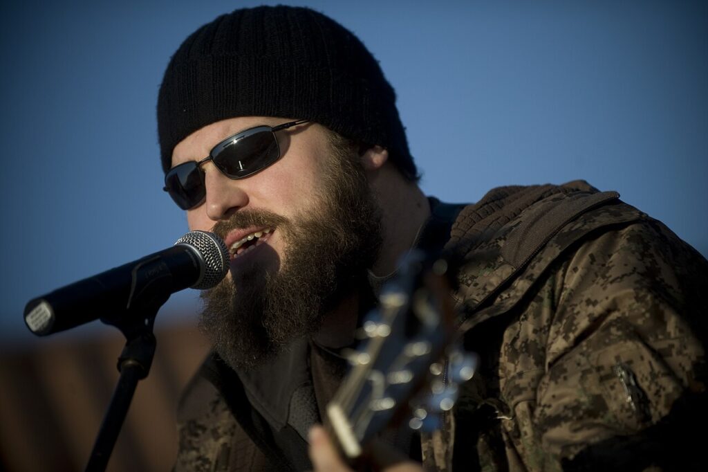 Zac Brown Height: What Fans Want to Know About the Singer's Stature