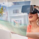 Virtual Reality (VR)