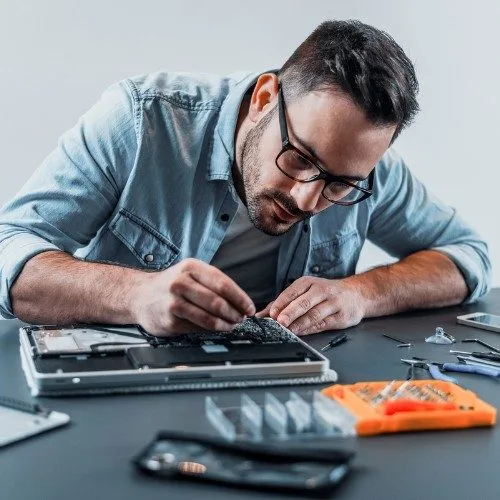 Protecting Valuable Files With Top MacBook Repair and Services for Backup and Recovery
